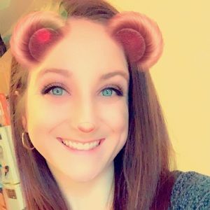 Meet your Posher, Alissa